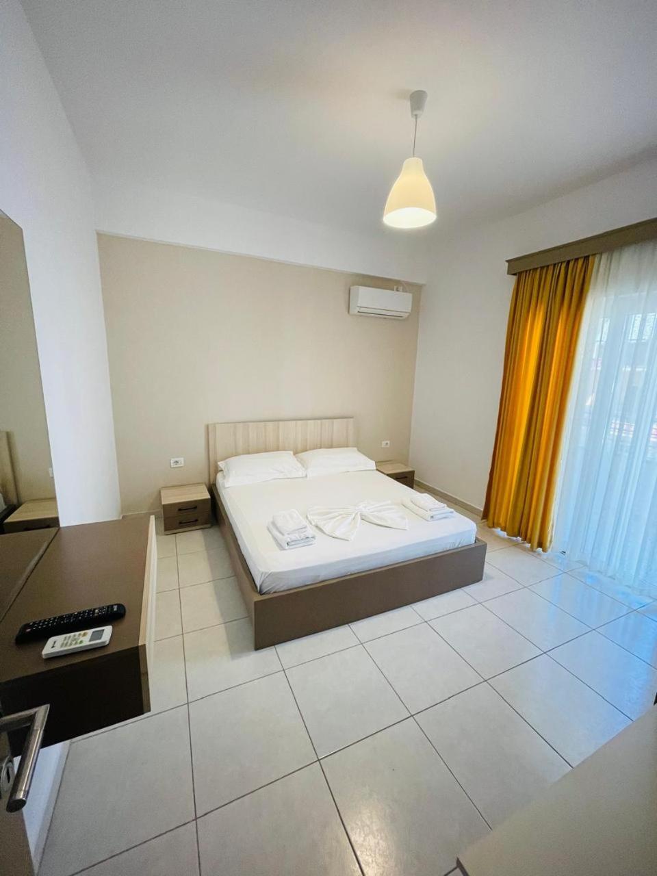 Eliona Apartments Sarandë Exteriör bild